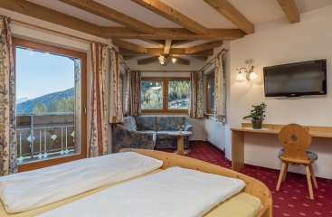 Hotel Kaserhof - Dolomiti Superski - Rio Pusteria / Bressanone - Valle Isarco