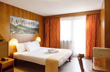 Hotel Villaggio Nevada - Skirama Dolomiti Adamello Brenta - Folgaria / Lavarone