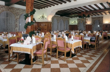 Hotel & Club Dolomiti ****