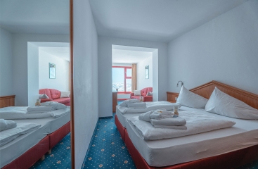 Glacier Hotel Grawand ***