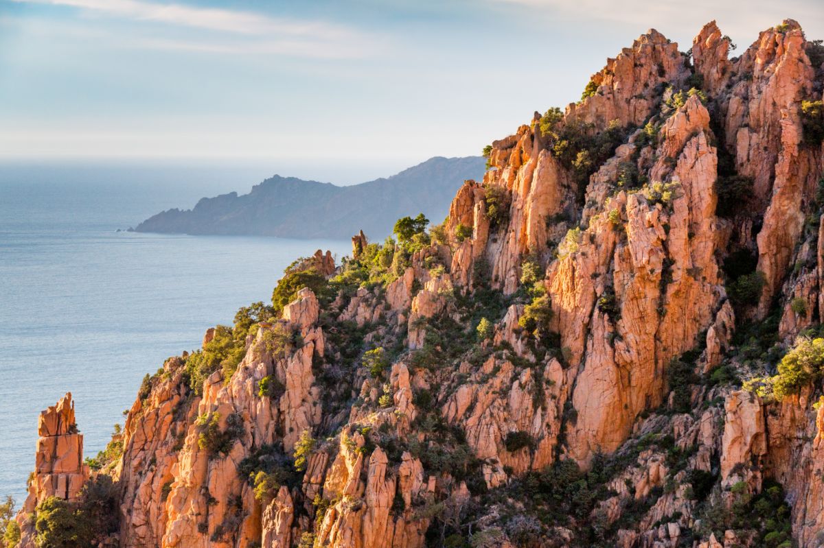 Červené útesy Calanques de Piana, UNESCO